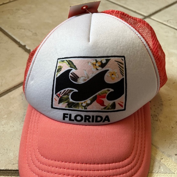 Billabong Accessories - Women’s Pink NWT Billa Bong Florida Mesh Hat